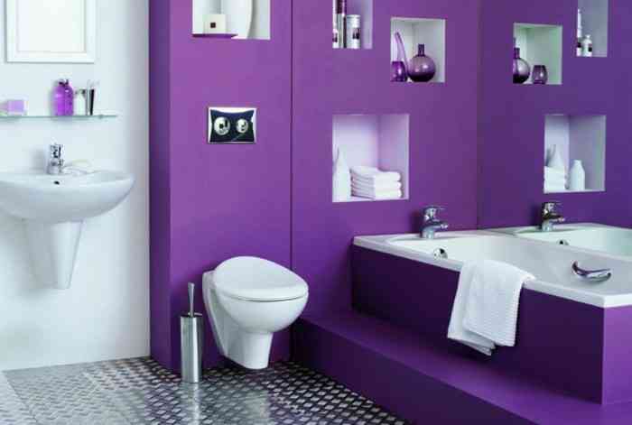 Фиолетовый цвет в ванной комнате